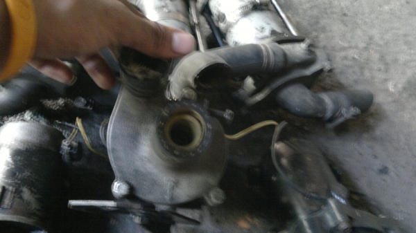 ปั๊มน้ำ DC 24 V มาจากญี่ปุ่นมือสองครับ