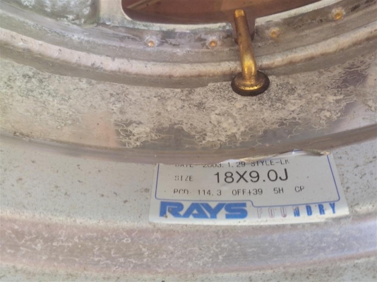 ขายเเม๊กเเท้ญี่ปุ่น 5 รู 114 18 นิ้ว หน้ากว้าง 8 นิ้วหลัง 9 นิ้ว ใส่ได้หลายรุ่น