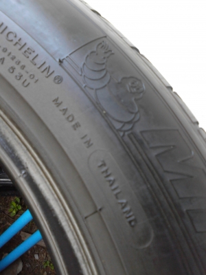 215/55R17 MICHELIN PRIMACY  มี ชุด 4 เส้น TEL.081-427-3941
