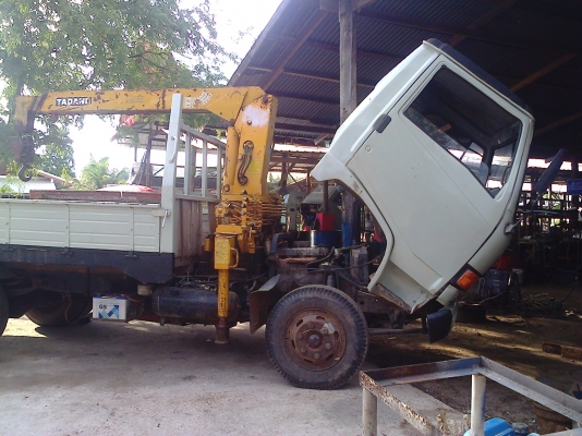 หกล้อ HiNO-FB112 พร้อมเครนTADANO 2.5ตัน สภาพดีมากๆไม่โซมพร้อมลุยงาน(ไม่มีทะบียน) ราคา290000บ ราคาคุยได้ครับ