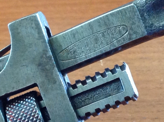 ขายคอม้าโบราณ GUARANTEED 8" ขายคอม้าโบราณ GUARANTEED 8"