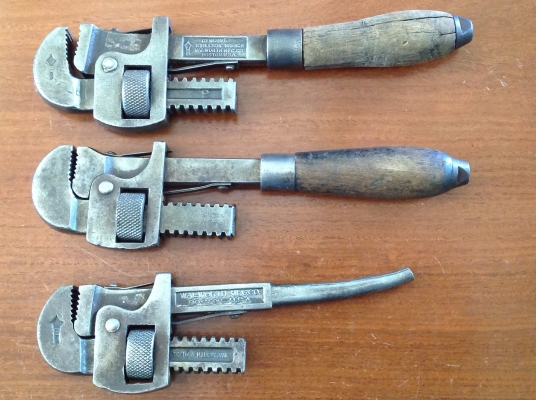 ขายคอม้าโบราณ 10" ตัวละ 600