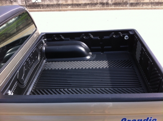 ขายรถมือสอง Mitsubishi Grandis L200 strada 4ประตู ขายรถมือสอง Mitsubishi Grandis L200 strada 4ประตู