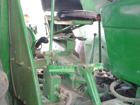 ขายรถไถ JOHN DEER 2130 ขายรถไถ JOHN DEER 2130