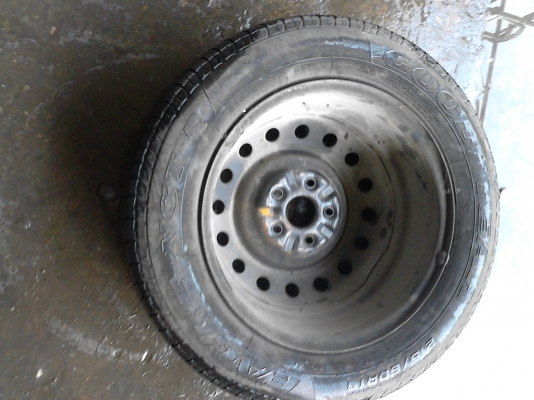 ขอบ 16 ขายล้ออะไหล่ ขอบ 16 ขนาด 5 รู 114 พร้อมยาง ติดต่อ .081-427-3941 ขอบ 16 ขายล้ออะไหล่ ขอบ 16 ขนาด 5 รู 114 พร้อมยาง ติดต่อ .081-427-3941