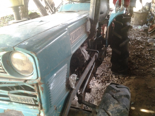 ขายรถไถ22แรงโฟวินขับเคลี่อน4ล้อตามสภาพมีพานหน้าลดเหลือ79500บาท