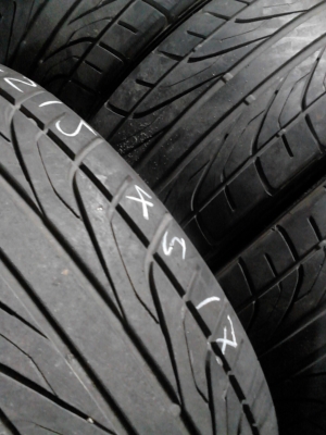 215/45R17  DUNLOP DIREZZA DZ101  มีชุด 4  เส้น โทร.081-427-3941