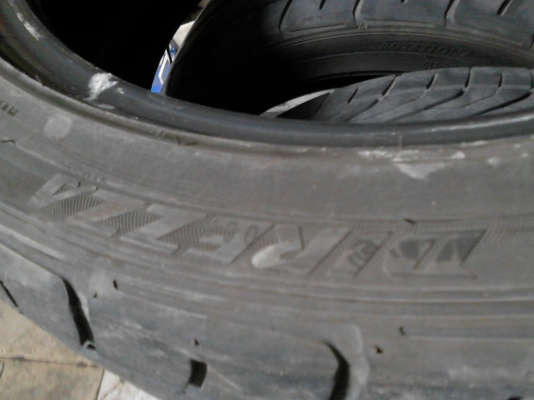 215/45R17  DUNLOP DIREZZA DZ101  มีชุด 4  เส้น โทร.081-427-3941