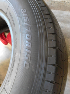 215/70R15 GOODYEAR DURASPORT  มีชุด 4 เส้น TEL.081-427-3941