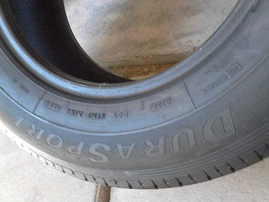 215/70R15 GOODYEAR DURASPORT  มีชุด 4 เส้น TEL.081-427-3941