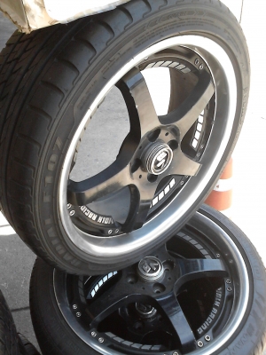 ขาย MAG  VOIN RACING  พร้อมยาง  205/40R17  ขาย 4 ล้อ ติดต่อโทร. 081-427-3941