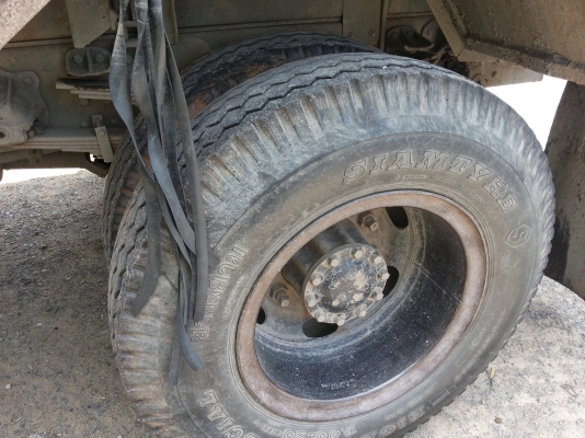 ต้องการขายหกล้อดั้มฮีโน่FF195