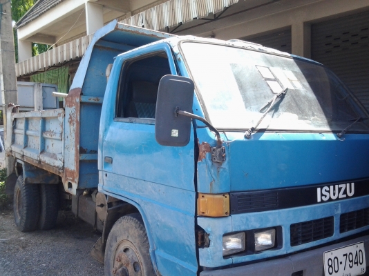 รถดัมพ์ อีซูซุ NPR 59uu  เครื่อง 120แรงม้า พร้อมใช้งาน
