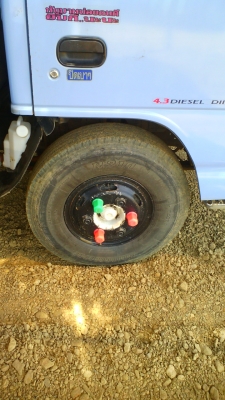 หกล้อ ISUZU NPR 120 แรงม้า รถปี 39 รถสวย กระบะยาว 4.5 เมตร ราคาต่อรองได้.