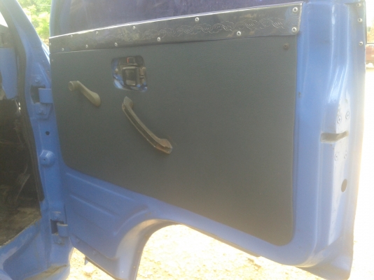 ขาย6ล้อ อิซูสุ ks 100แรงสวยๆ เครื่องแห้ง แน่น(ไม่มีไอ)แชสซีสวยทั้งเส้น  แผงข้างกระบะสแตนเลส  คอกไม้งามๆ เกียร์สั้น   กระภายในเก๋งสวย  พร้อมใช้  พร้อมโอนทั่วไทย                       นที