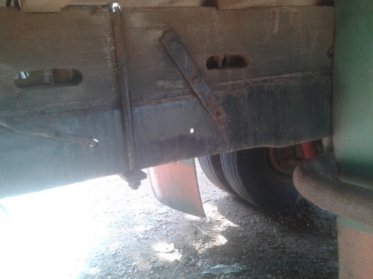 ขาย6ล้อ อิซูสุ ks 100แรงสวยๆ เครื่องแห้ง แน่น(ไม่มีไอ)แชสซีสวยทั้งเส้น  แผงข้างกระบะสแตนเลส  คอกไม้งามๆ เกียร์สั้น   กระภายในเก๋งสวย  พร้อมใช้  พร้อมโอนทั่วไทย                       นที