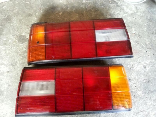 ขายไฟท้าย e30