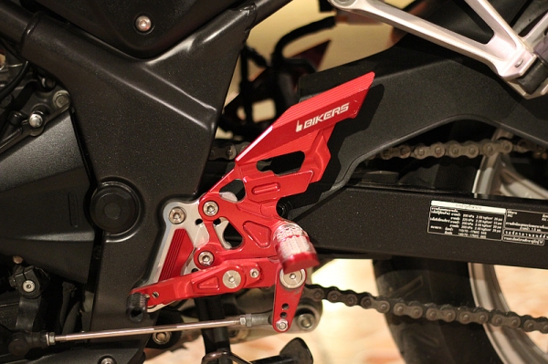 cbr250i ปี2010 ของแต่งเกินคุ้ม  เฉพาะท่อ2หมื่นกว่า