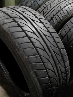 DUNLOP SP SPORT LM703   มีชุด  4 เส้น   โทร.081-427-3941