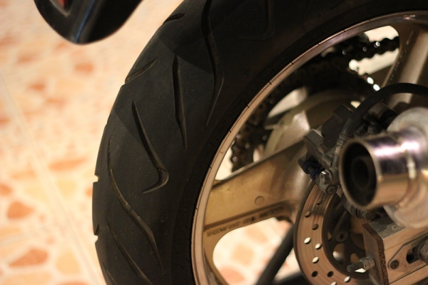 CB400 ปี93 อินวอย+สรรพสามิต สีดำ พร้อมใช้ยางใหม่