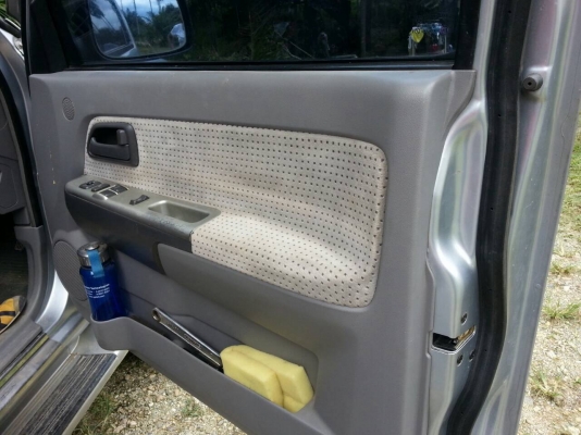 น้องสาวฝากขายรถคันนึงครับ พอดีชีอยากเปลี่ยนรถใหม่