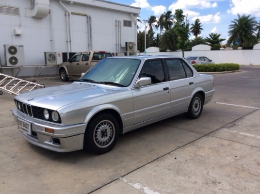 ขายรถ BMW E30 318i ตัวสุดท้าย ปี 91 เครื่องเดิม M40 เกียร์ธรรมดา ติดแก๊ส lpg ชุดแต่ง M-technic 2ชิ้นแท้ ไฟหน้าลักยิ้มแท้ ไฟท้ายสามชั้นแท้ ภายในสวยเดิม แอร์เย็น รถขับดีครับ ประหยัด ขายถูกครับ ขายรถ BMW E30 318i ตัวสุดท้าย ปี 91 เครื่องเดิม M40 เกียร์ธรรมดา ติดแก๊ส lpg ชุดแต่ง M-technic 2ชิ้นแท้ ไฟหน้าลักยิ้มแท้ ไฟท้ายสามชั้นแท้ ภายในสวยเดิม แอร์เย็น รถขับดีครับ ประหยัด ขายถูกครับ