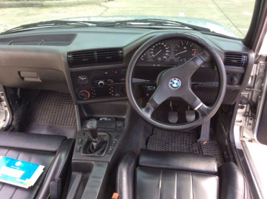 ขายรถ BMW E30 318i ตัวสุดท้าย ปี 91 เครื่องเดิม M40 เกียร์ธรรมดา ติดแก๊ส lpg ชุดแต่ง M-technic 2ชิ้นแท้ ไฟหน้าลักยิ้มแท้ ไฟท้ายสามชั้นแท้ ภายในสวยเดิม แอร์เย็น รถขับดีครับ ประหยัด ขายถูกครับ ขายรถ BMW E30 318i ตัวสุดท้าย ปี 91 เครื่องเดิม M40 เกียร์ธรรมดา ติดแก๊ส lpg ชุดแต่ง M-technic 2ชิ้นแท้ ไฟหน้าลักยิ้มแท้ ไฟท้ายสามชั้นแท้ ภายในสวยเดิม แอร์เย็น รถขับดีครับ ประหยัด ขายถูกครับ