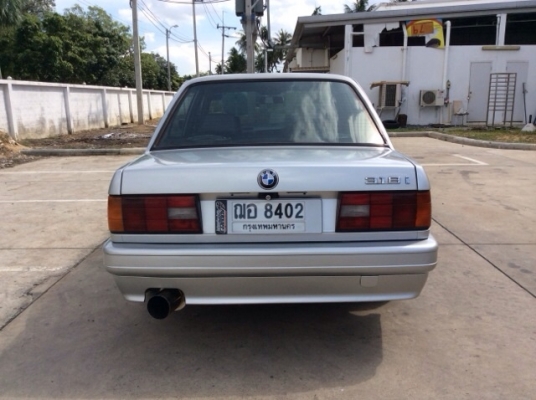 ขายรถ BMW E30 318i ตัวสุดท้าย ปี 91 เครื่องเดิม M40 เกียร์ธรรมดา ติดแก๊ส lpg ชุดแต่ง M-technic 2ชิ้นแท้ ไฟหน้าลักยิ้มแท้ ไฟท้ายสามชั้นแท้ ภายในสวยเดิม แอร์เย็น รถขับดีครับ ประหยัด ขายถูกครับ ขายรถ BMW E30 318i ตัวสุดท้าย ปี 91 เครื่องเดิม M40 เกียร์ธรรมดา ติดแก๊ส lpg ชุดแต่ง M-technic 2ชิ้นแท้ ไฟหน้าลักยิ้มแท้ ไฟท้ายสามชั้นแท้ ภายในสวยเดิม แอร์เย็น รถขับดีครับ ประหยัด ขายถูกครับ