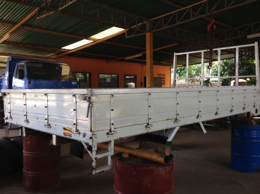 กระบะรถ NPR150  หัวตึก