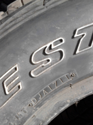 BRIDGESTONE DUELER A/T  มี 4 เส้น โทร.081-427-3941
