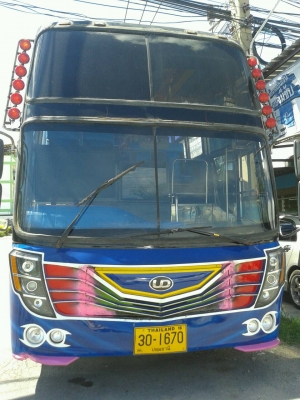 ขายด่วน รถบัส Mercesdesbenz ราคา550000 ต่อรองได้
