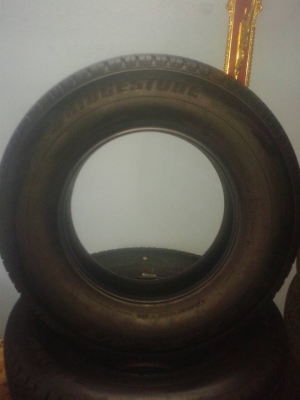 ยางป่าวป้ายแดง205R16บิดโตนดูเลอร์689ปี4713 ยางป่าวป้ายแดง205R16บิดโตนดูเลอร์689ปี4713