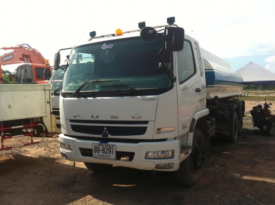 มิตซู ฟูโซ่ FN 2527  270 แรง เกียร์อีตั้นรถปี55.มี2คัน