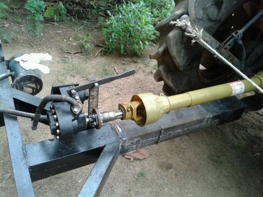 ขายรถพ่วงดั้มพ์ สำหรับรถไถ ยกได้ 3ตัน กระบะ 2ชั้น สนใจสอบถามได้ครับ