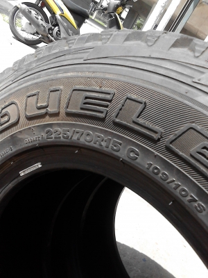 225/70R15 BRIDGESTONE DUELER A/T  มี 2 เส้น  โทร.081-427-3941