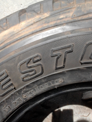 225/70R15 BRIDGESTONE DUELER A/T  มี 2 เส้น  โทร.081-427-3941