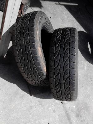 225/70R15 BRIDGESTONE DUELER A/T  มี 2 เส้น  โทร.081-427-3941
