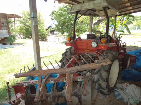 ขาย135000บาท รถไถ2เพลา อุปกร ผานหลัง ดันหน้า สภาพดีพร้อมใช้งานคับ