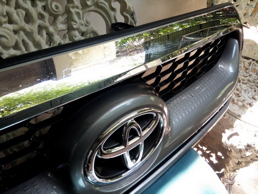 กระจังหน้า Vigo