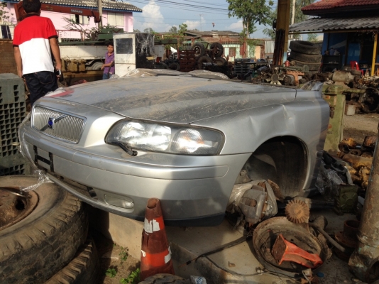 ขาย หัวตัด VOLVOพร้อมเครื่อง เอกสาร invoice อุปกรณ์ครบครับ
