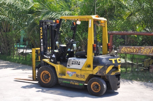 ขายFORKLIFT TCM2ตัน สภาพสวยเดิมจากญี่ปุ่นยังไม่เคยใช้านในไทย 135,000เท่านั้น!!!