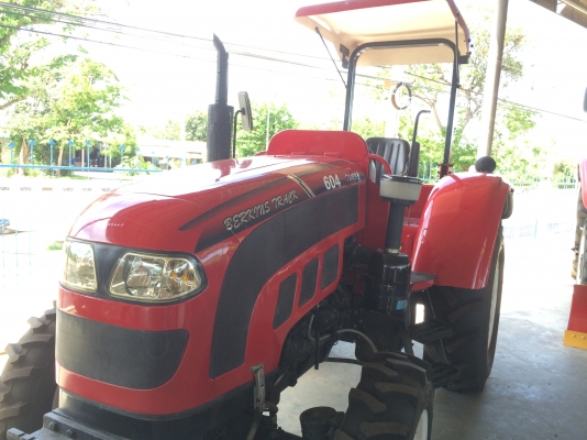 ขายถูกสู้วิกฤตเศรษฐกิจรถใหม่ป้ายแดงแทรกเตอร์ Berkins Track 4 WD ขายถูกสู้วิกฤตเศรษฐกิจรถใหม่ป้ายแดงแทรกเตอร์ Berkins Track 4 WD