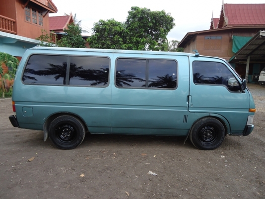 รถ ตู้  ISUZU   สภาพพร้อมใช้งาน เครื่องดีทีเดียวติด