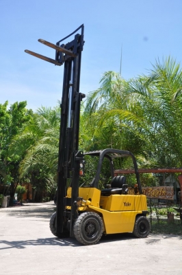 ขายFORKLIFT YALE2ตัน เสาทรูฟรี่ 4เมตร(ดีเซล) สภาพสวยเดิมจากญี่ปุ่นยังไม่เคยใช้านในไทย 145,000เท่านั้น!!!