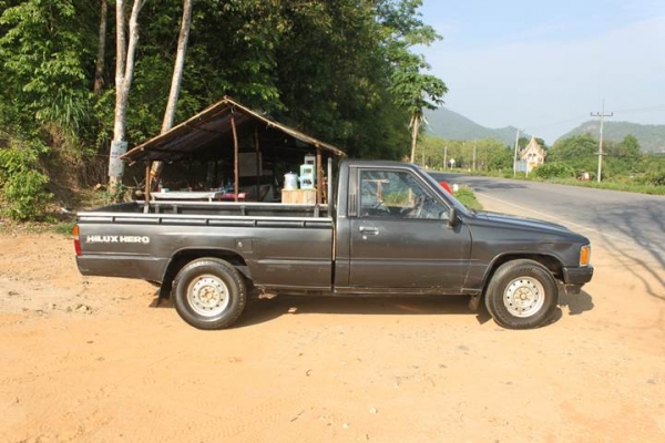 TOYOTA ไฮลักซ์ ฮีโร่ ตอนเดียว ปี 2529 เชียงใหม่