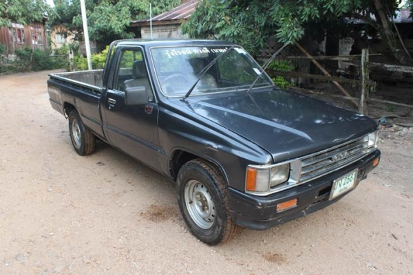 TOYOTA ไฮลักซ์ ฮีโร่ ตอนเดียว ปี 2529 เชียงใหม่