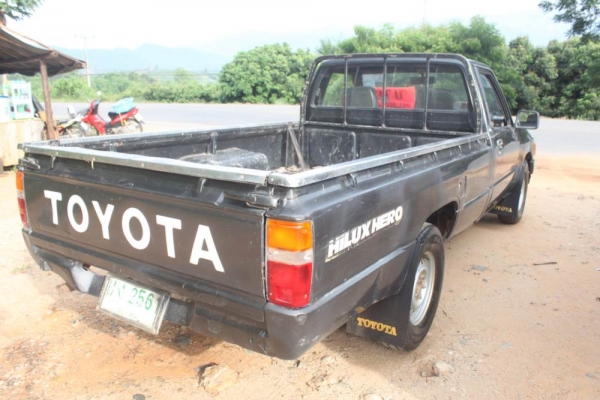 TOYOTA ไฮลักซ์ ฮีโร่ ตอนเดียว ปี 2529 เชียงใหม่