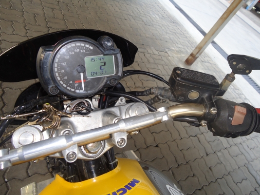 ขาย honda cbr 400 ทะเบียนแท้ 100\%