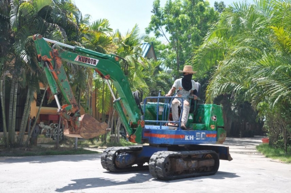 (ลดพิเศษ)ขาย แบคโฮKUBOTA KH50 เครื่อง3สูบ แรงสะใจ สวยเดิมจากญี่ปุ่นยังไม่เคยใช้ในไทย 158,000บาท เท่านั้น!!