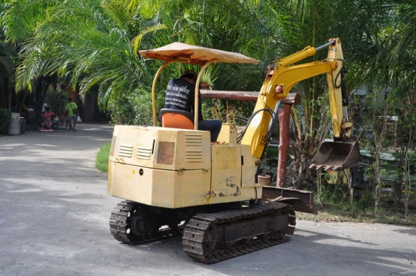 (ลดพิเศษ)ขาย แบคโฮKUBOTA KH8 เครื่อง แรงสะใจ สวยเดิมจากญี่ปุ่นยังไม่เคยใช้ในไทย 135,000บาท เท่านั้น